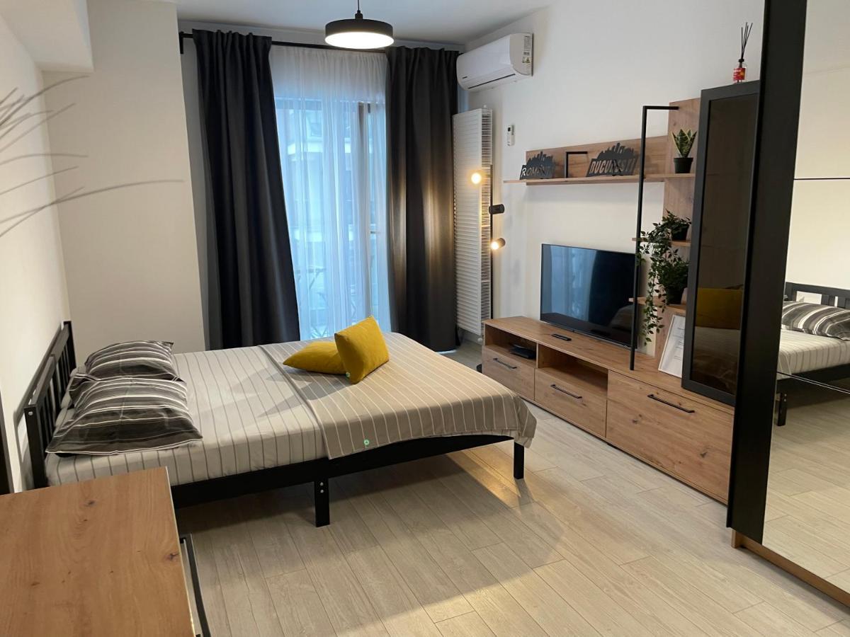 Moghioros Park Residence Dum3 Bukares Bagian luar foto